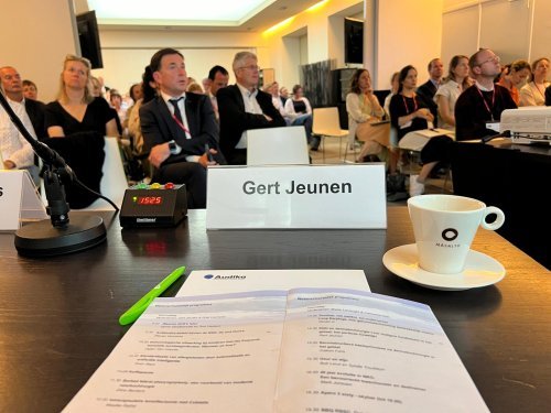 symposium.jpeg